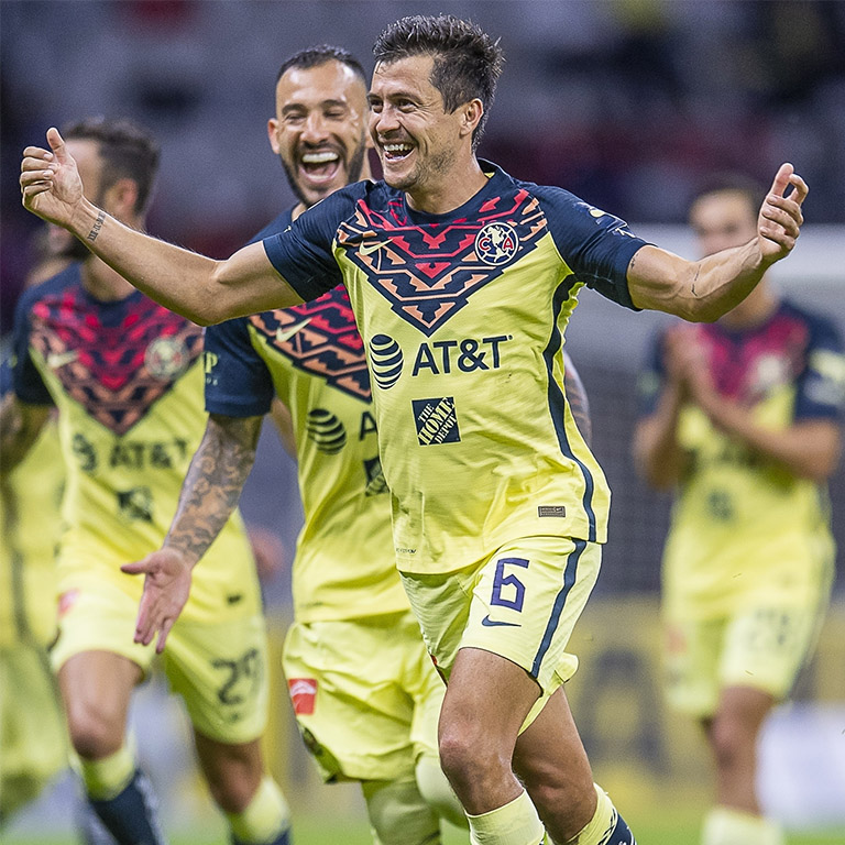 Ochoa y Vela En el Ojo del Huracán