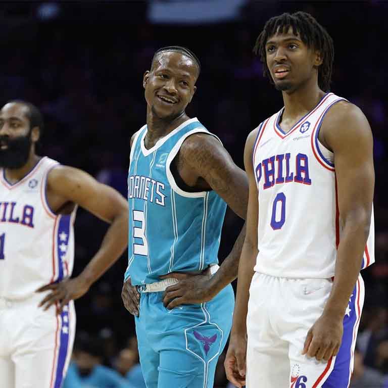 Los Hornets Viajan A Filadelfia